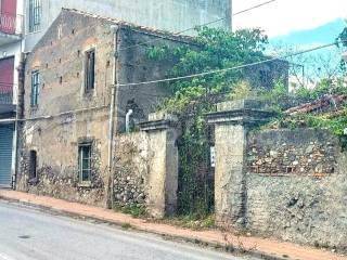 casa indipendente in vendita a San Filippo del Mela in zona Archi