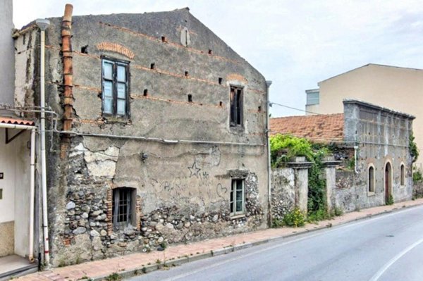 casa indipendente in vendita a San Filippo del Mela in zona Archi
