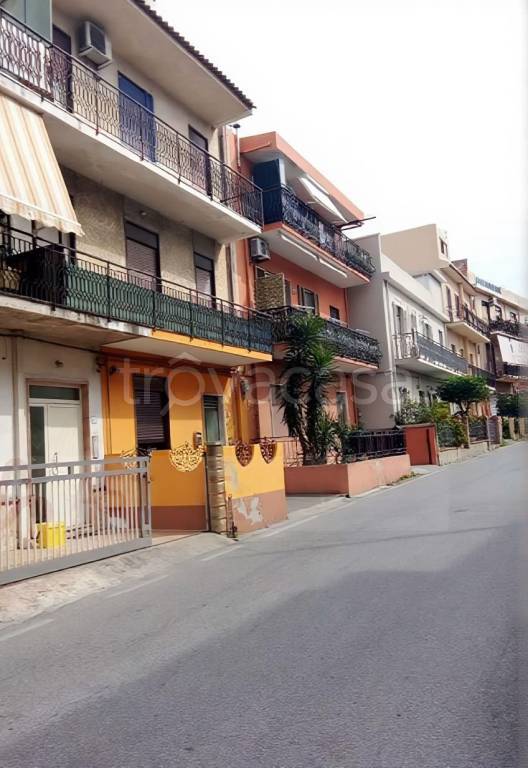 appartamento in vendita a San Filippo del Mela in zona Corriolo