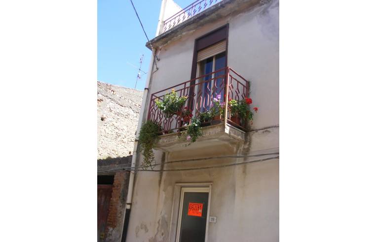 casa indipendente in vendita a San Filippo del Mela