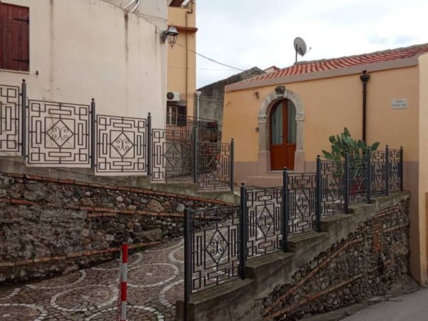 casa indipendente in vendita a San Filippo del Mela