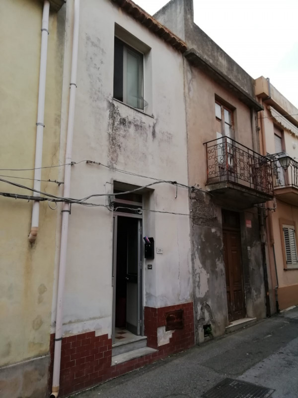 casa indipendente in vendita a San Filippo del Mela in zona Corriolo