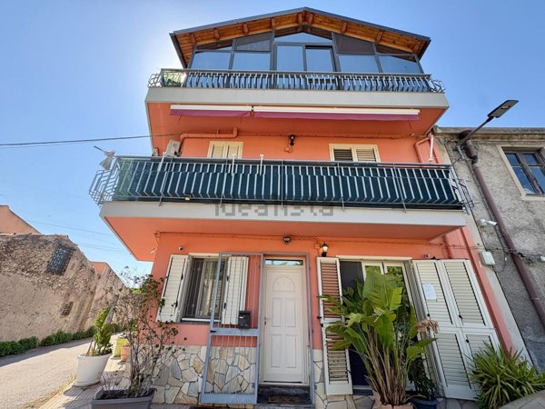 casa indipendente in vendita a San Filippo del Mela in zona Archi