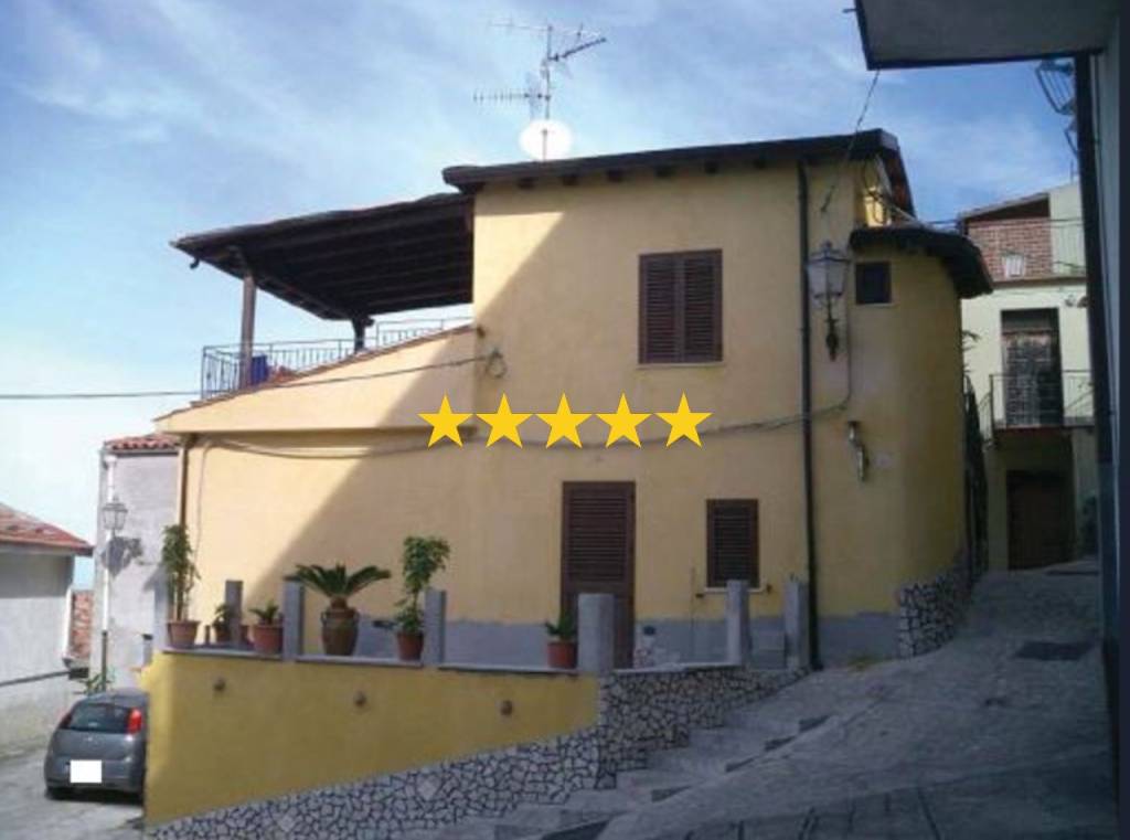appartamento in vendita a San Marco d'Alunzio