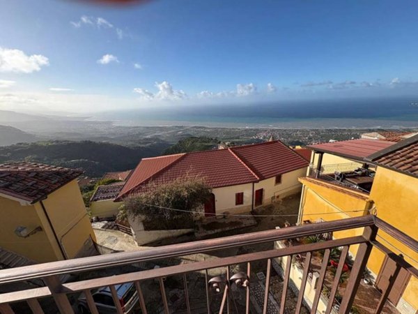 appartamento in vendita a San Marco d'Alunzio