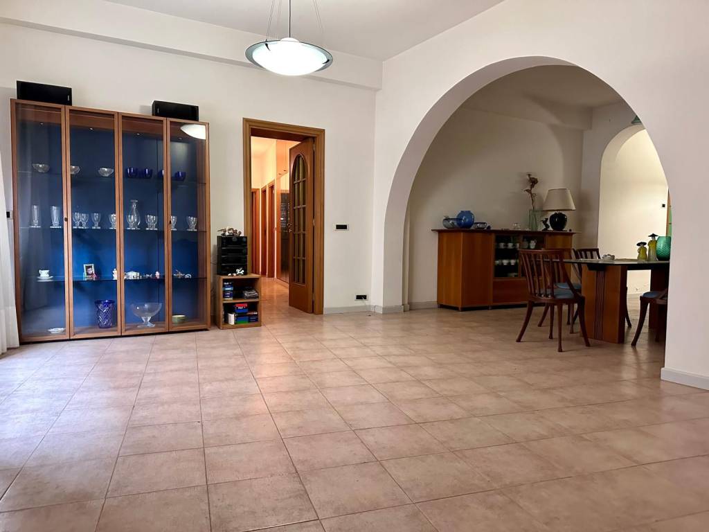 intera palazzina in vendita a San Pier Niceto