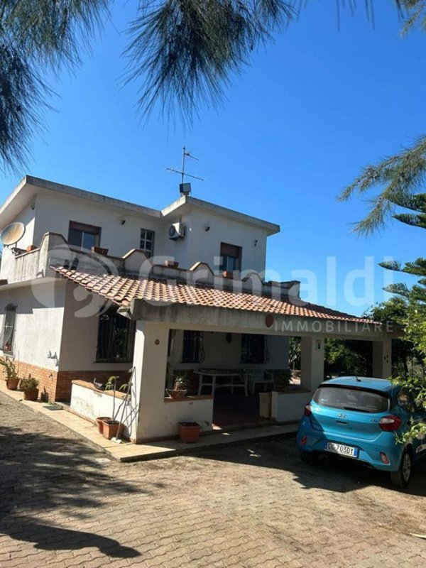 casa indipendente in vendita a San Pier Niceto
