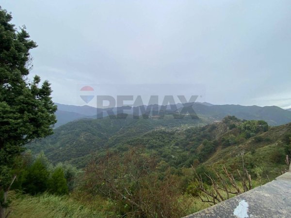 casa indipendente in vendita a San Pier Niceto