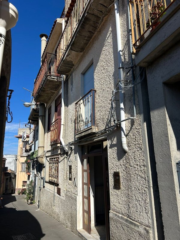 casa indipendente in vendita a San Pier Niceto