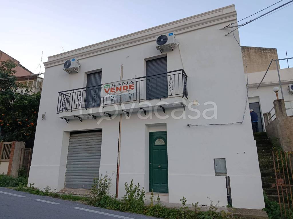 casa indipendente in vendita a San Pier Niceto in zona Zifronte