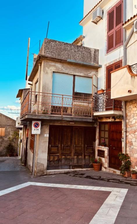 casa indipendente in vendita a San Pier Niceto