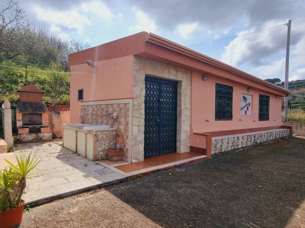 casa indipendente in vendita a San Pier Niceto