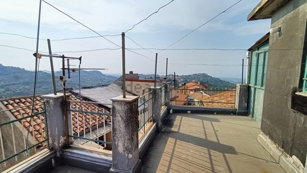 casa indipendente in vendita a San Pier Niceto