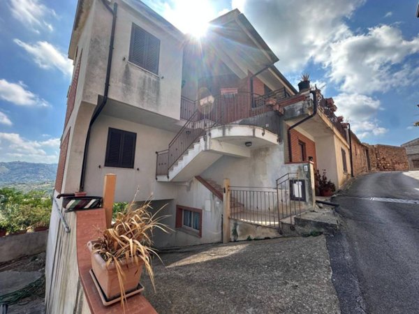 casa indipendente in vendita a San Pier Niceto in zona San Pier Marina