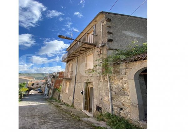 appartamento in vendita a San Piero Patti
