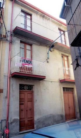 casa indipendente in vendita a San Piero Patti