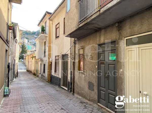 quadrivano in vendita a San Piero Patti