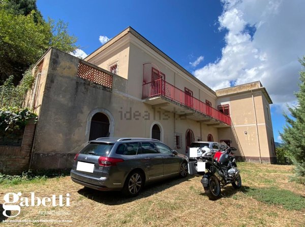 casa indipendente in vendita a San Piero Patti