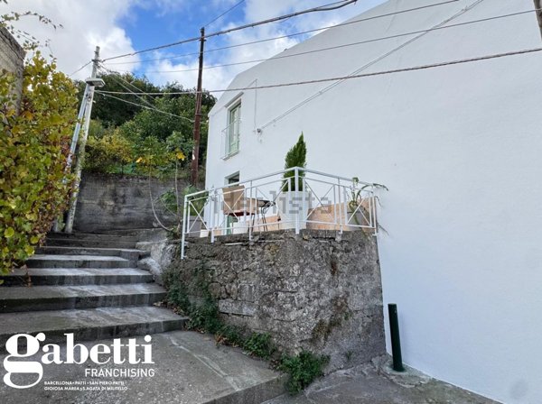 casa semindipendente in vendita a San Piero Patti