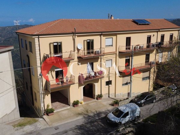appartamento in vendita a San Salvatore di Fitalia