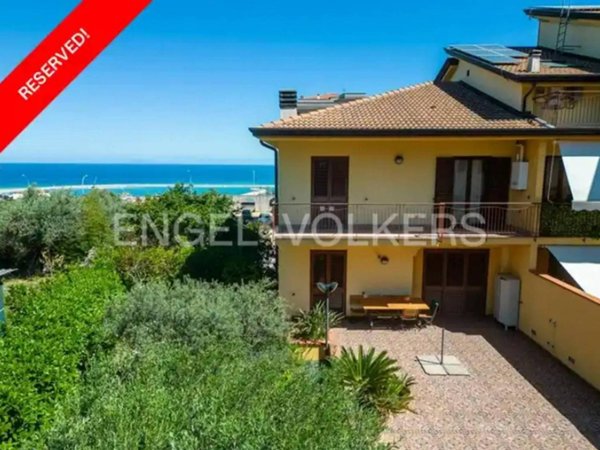 casa indipendente in vendita a Sant'Agata di Militello