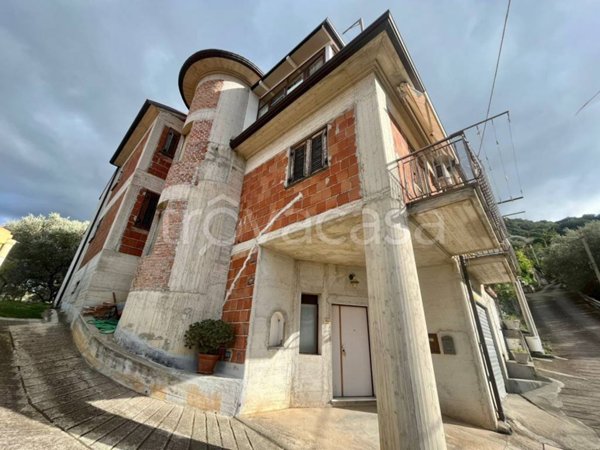 casa indipendente in vendita a Sant'Agata di Militello