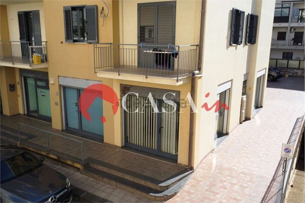 locale commerciale in vendita a Sant'Agata di Militello