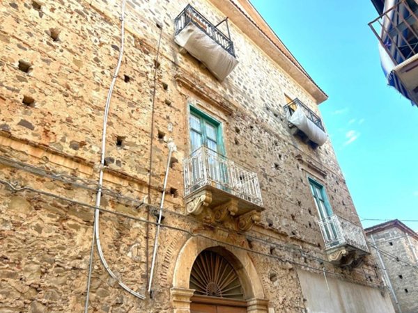 appartamento in vendita a Sant'Agata di Militello