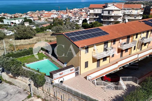 casa indipendente in vendita a Sant'Agata di Militello