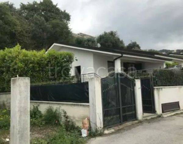 casa indipendente in vendita a Sant'Agata di Militello