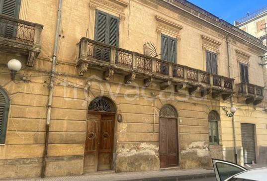 negozio in vendita a Sant'Agata di Militello