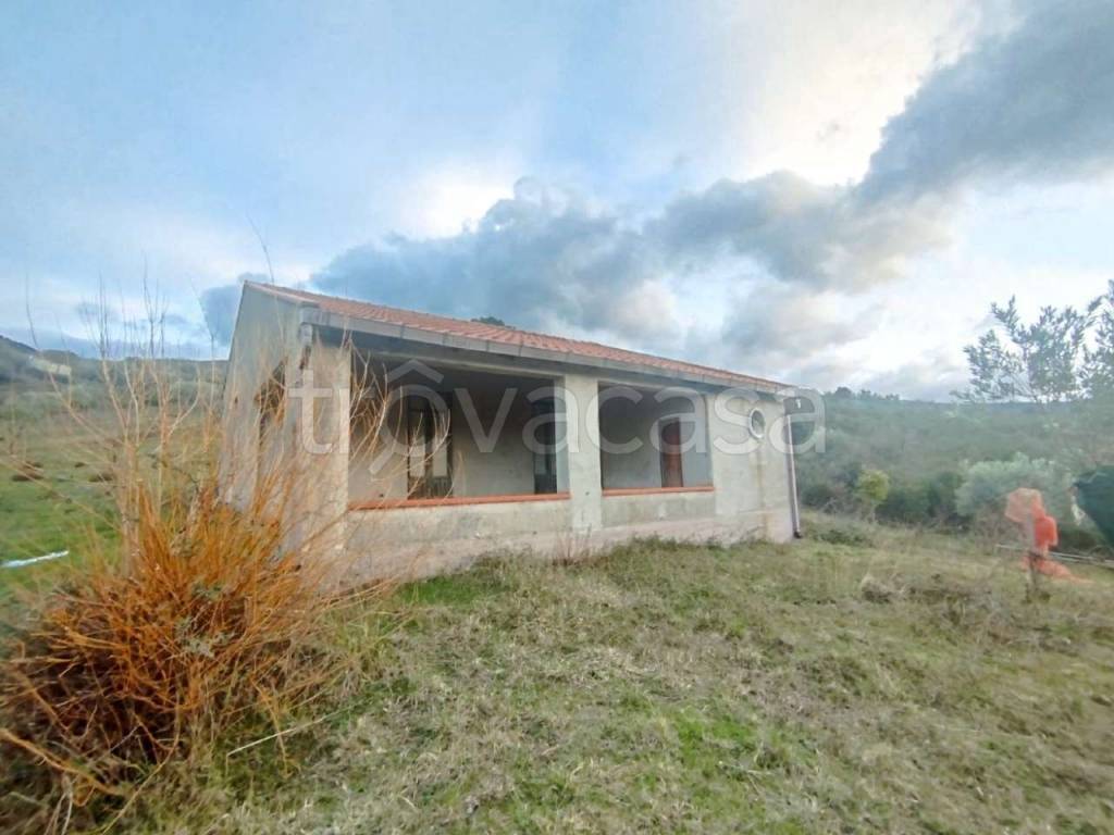 casa indipendente in vendita a Sant'Agata di Militello