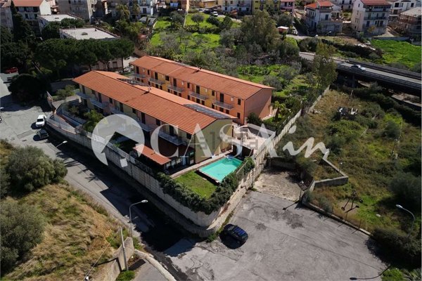 casa indipendente in vendita a Sant'Agata di Militello