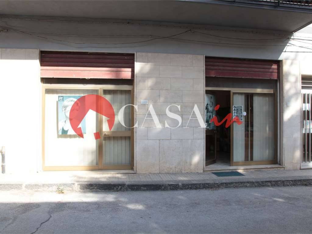 locale commerciale in vendita a Sant'Agata di Militello