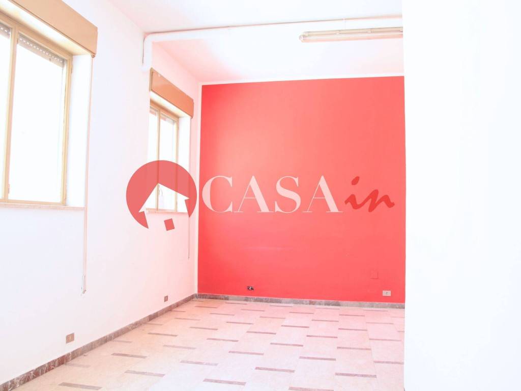 ufficio in vendita a Sant'Agata di Militello