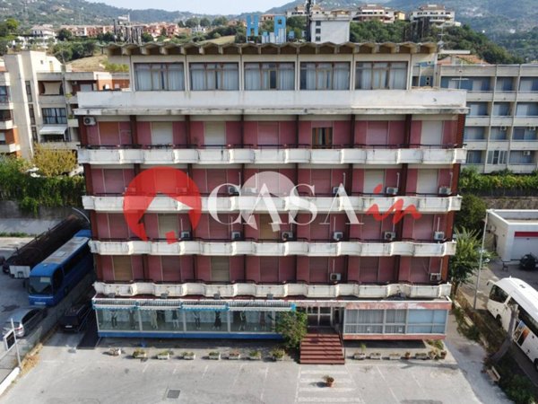 intera palazzina in vendita a Sant'Agata di Militello