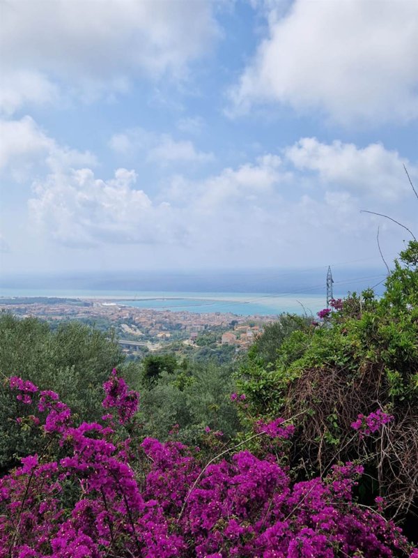 casa indipendente in vendita a Sant'Agata di Militello