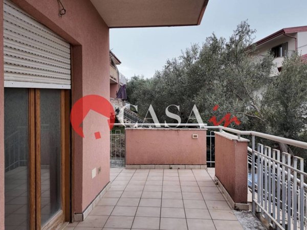 casa indipendente in vendita a Sant'Agata di Militello