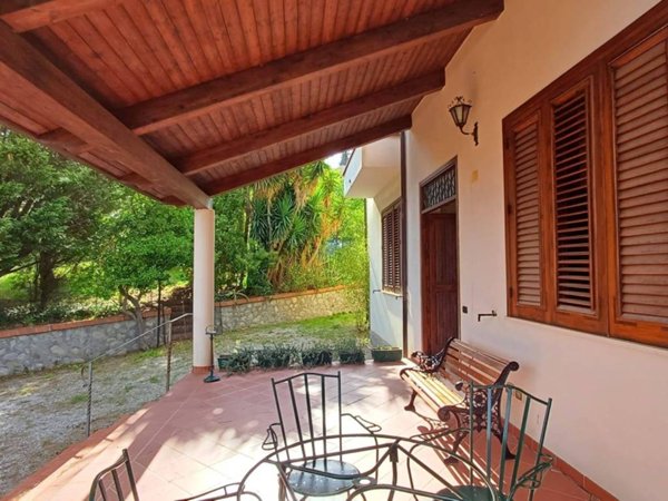 casa indipendente in vendita a Sant'Agata di Militello