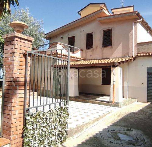 casa indipendente in vendita a Sant'Agata di Militello