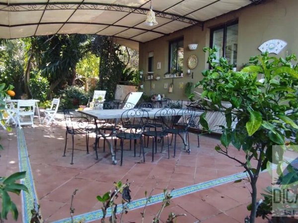 casa indipendente in vendita a Sant'Agata di Militello