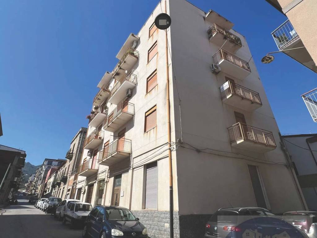 appartamento in vendita a Sant'Agata di Militello