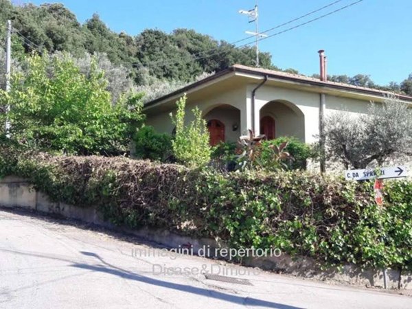 casa indipendente in vendita a Sant'Agata di Militello