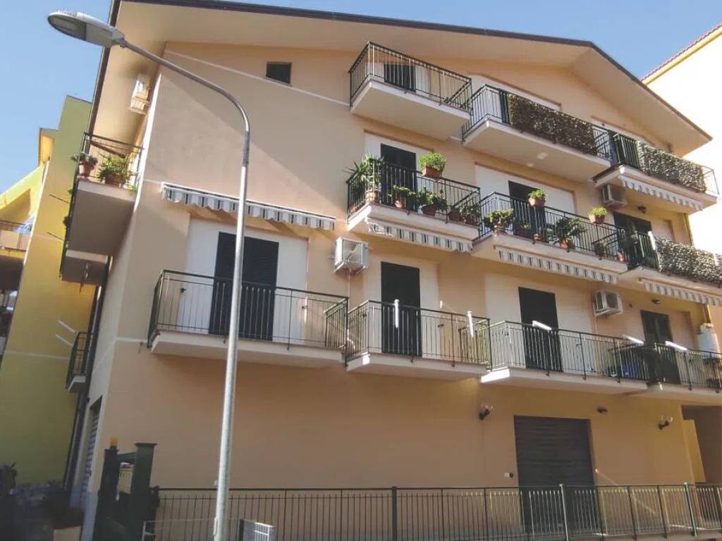 appartamento in vendita a Sant'Agata di Militello