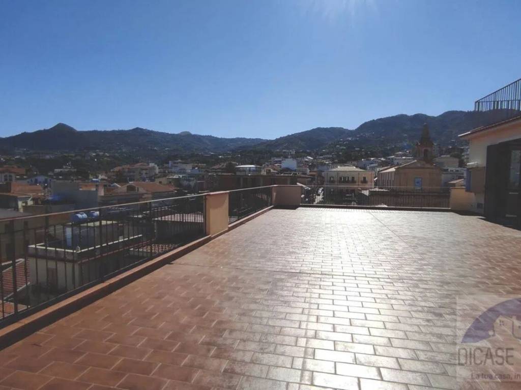 appartamento in vendita a Sant'Agata di Militello
