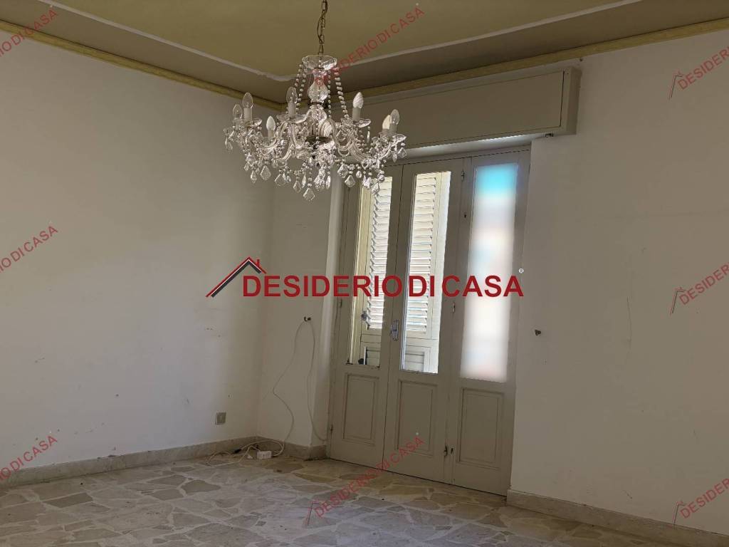 casa indipendente in vendita a Sant'Agata di Militello
