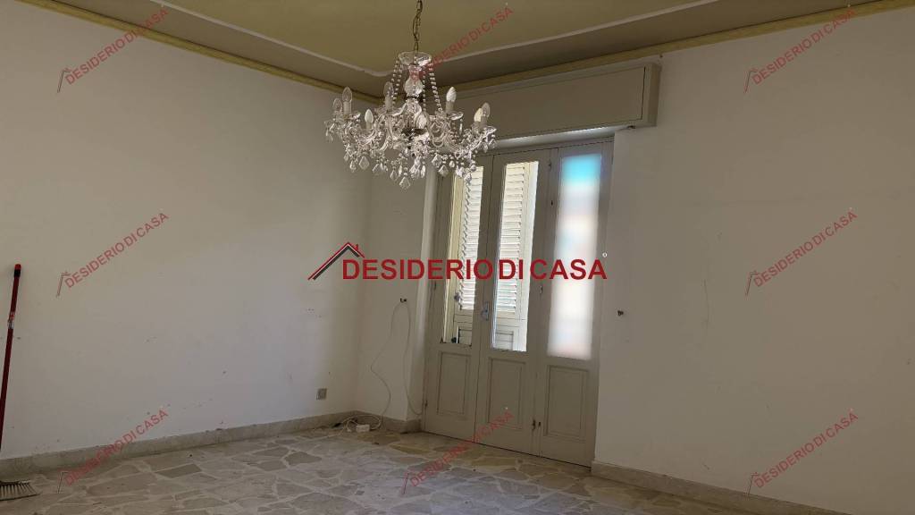 casa indipendente in vendita a Sant'Agata di Militello