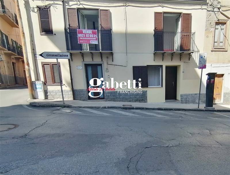 casa indipendente in vendita a Sant'Agata di Militello