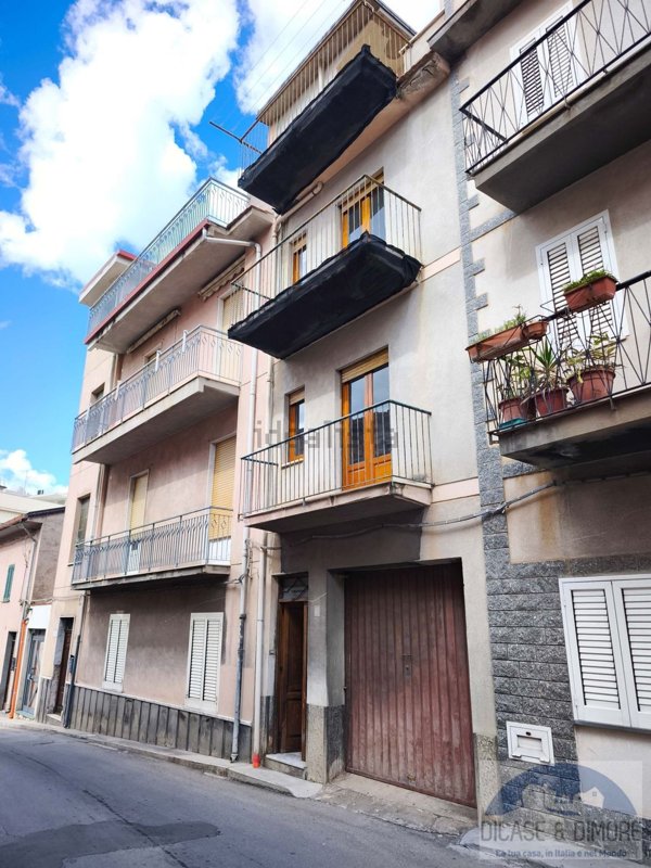 appartamento in vendita a Sant'Agata di Militello