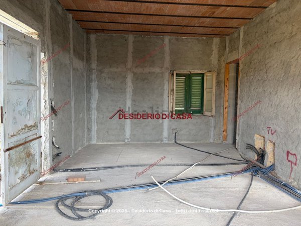 casa indipendente in vendita a Sant'Agata di Militello